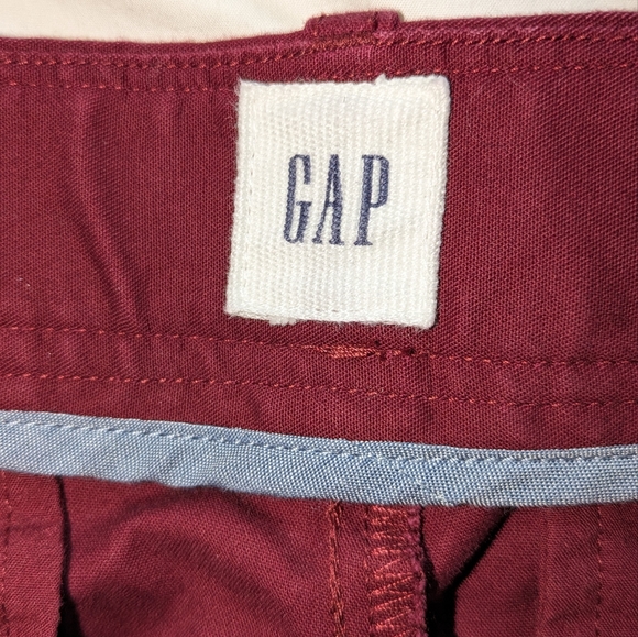⭐ BOGO GAP petite slim crop - Picture 5 of 7